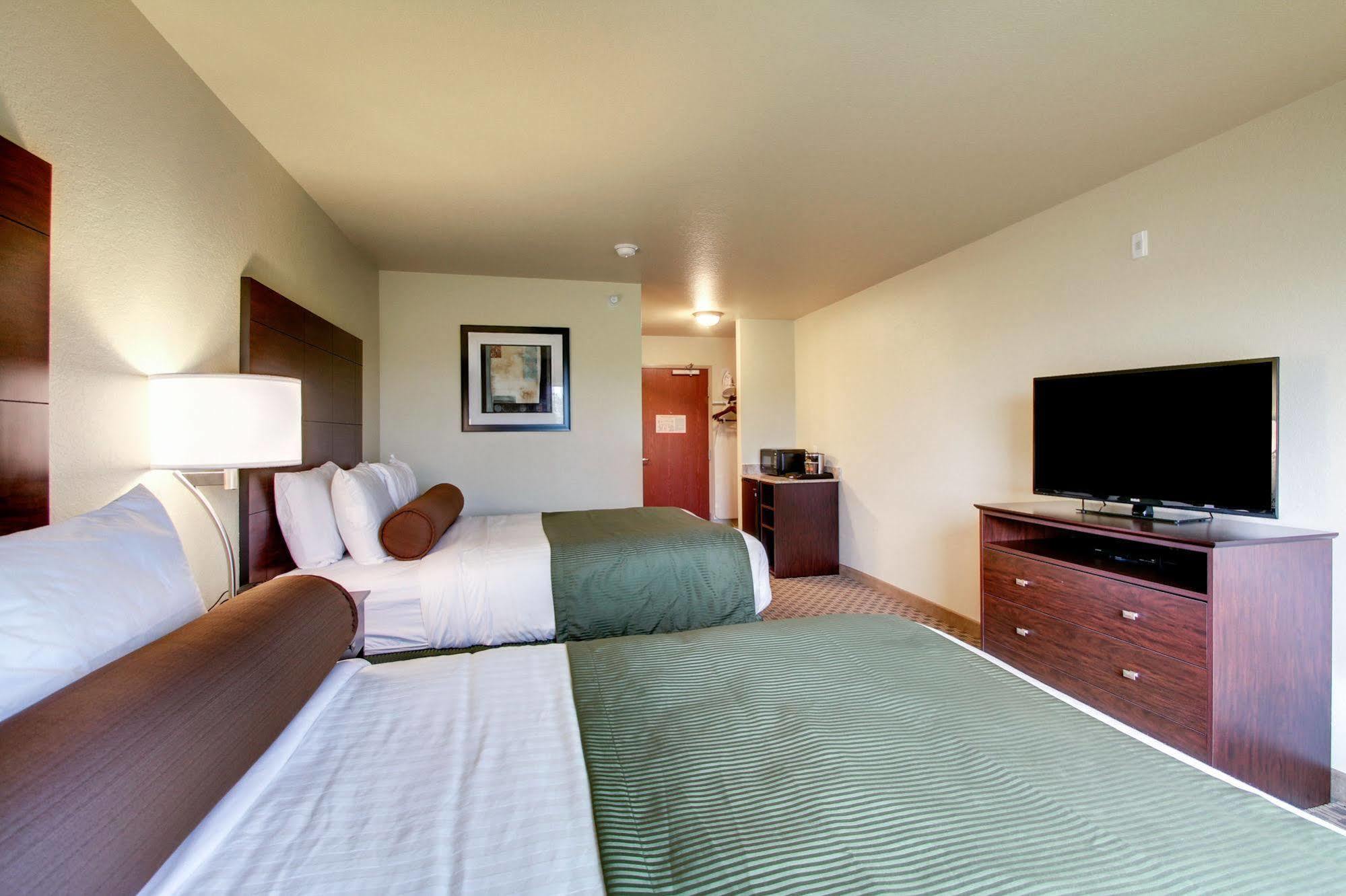 Cobblestone Inn & Suites - スカイラー  エクステリア 写真